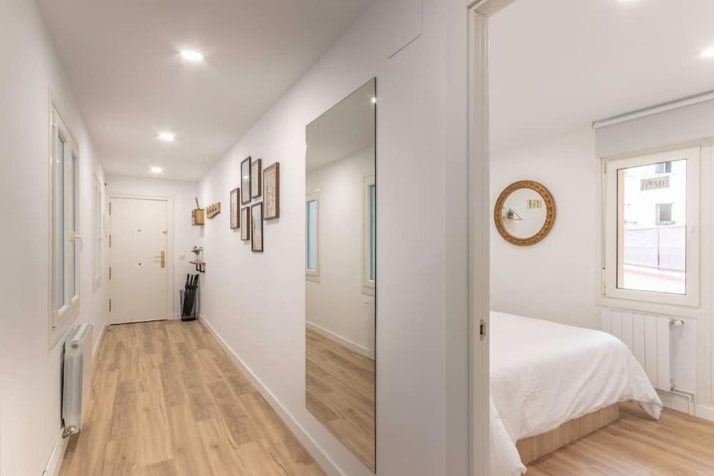 Apt In The Old Town With Cool Terrace!! Private Parking Bilbao Eksteriør bilde