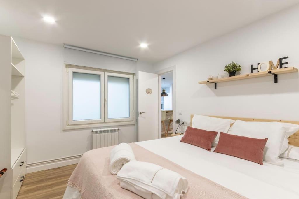 Apt In The Old Town With Cool Terrace!! Private Parking Bilbao Eksteriør bilde